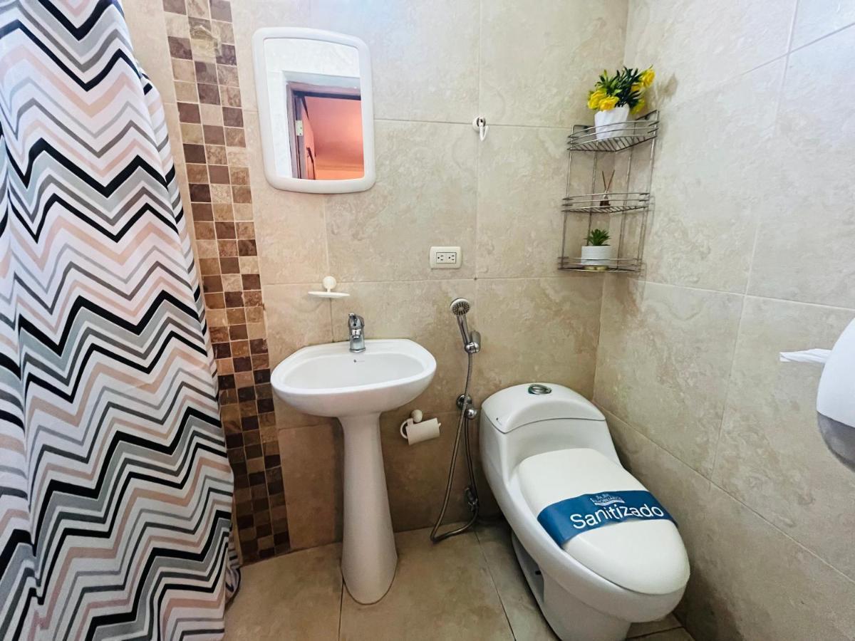 Mega Suite Junto Al San Marino Shopping Guayaquil Exterior photo